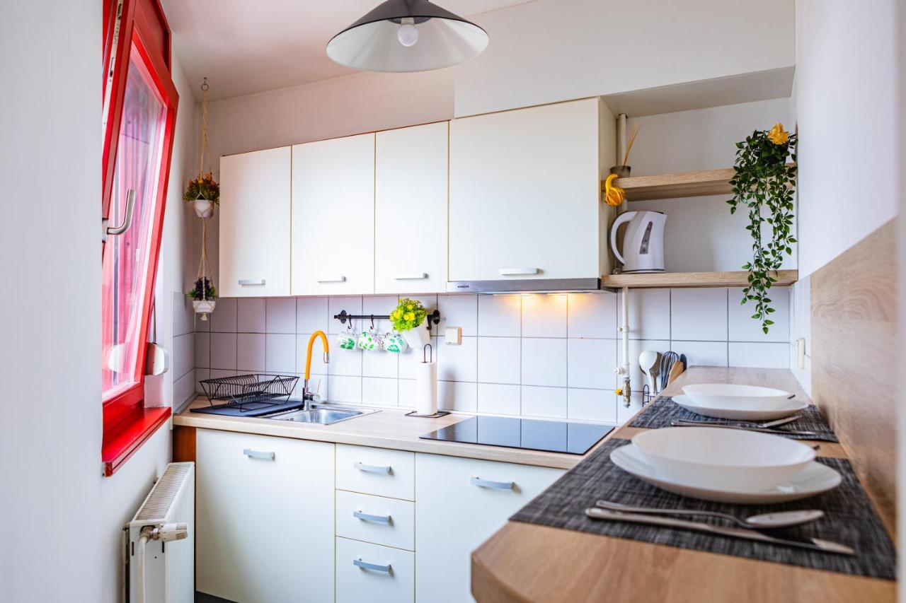 Apartment Flexible Selfcheckins 15 & 19 - - Garage - Loggia - New - Repinc Zagreb