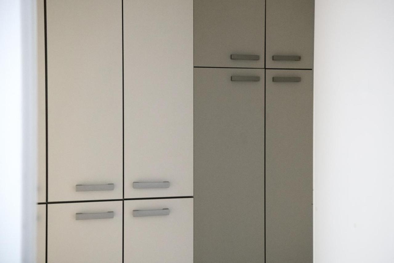 Apartment Flexible Selfcheckins 15 & 19 - - Garage - Loggia - New - Repinc *